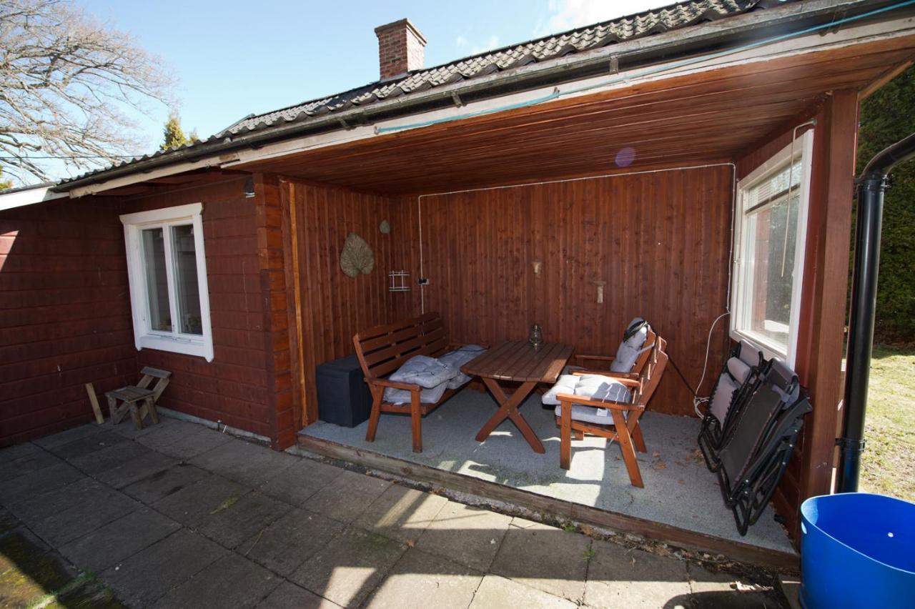 Naturskoent Boende Naera Skoevde Exterior photo